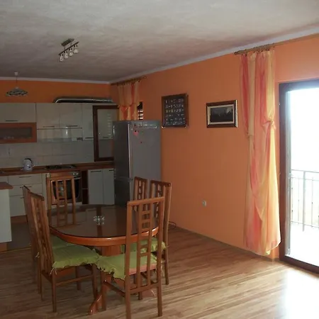 Apartment Luka Trogir Exterior photo